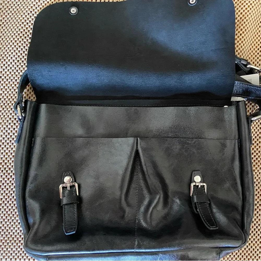 NWT Genuine Leather Black Men's Bag (35x26.5x12.5 cm) Made In Europe